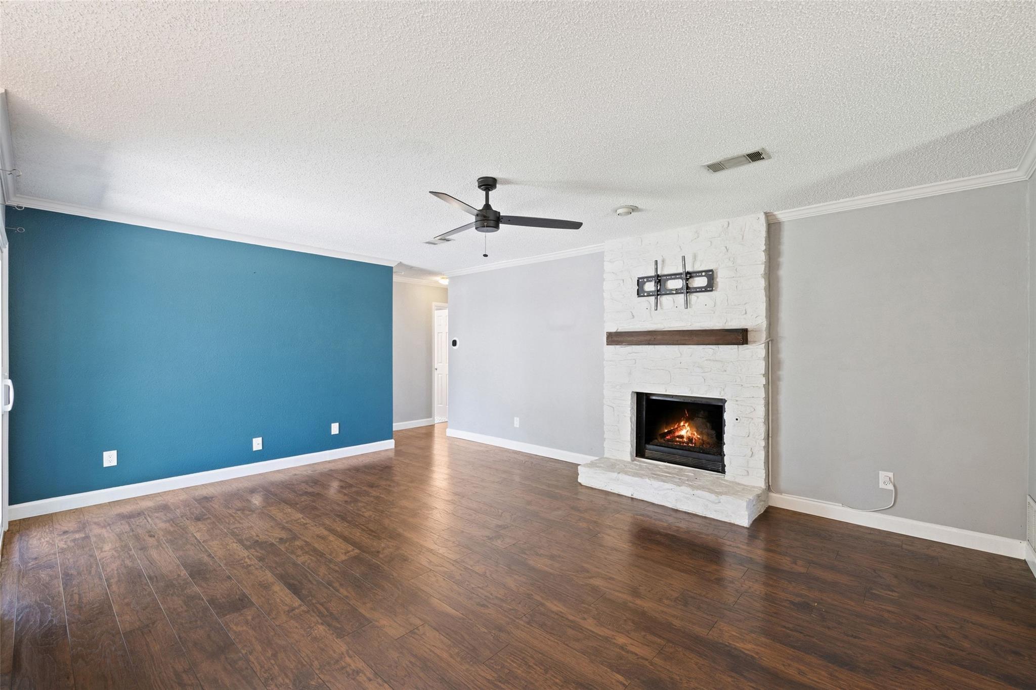 2808 Firecrest Dr Property Photo 4