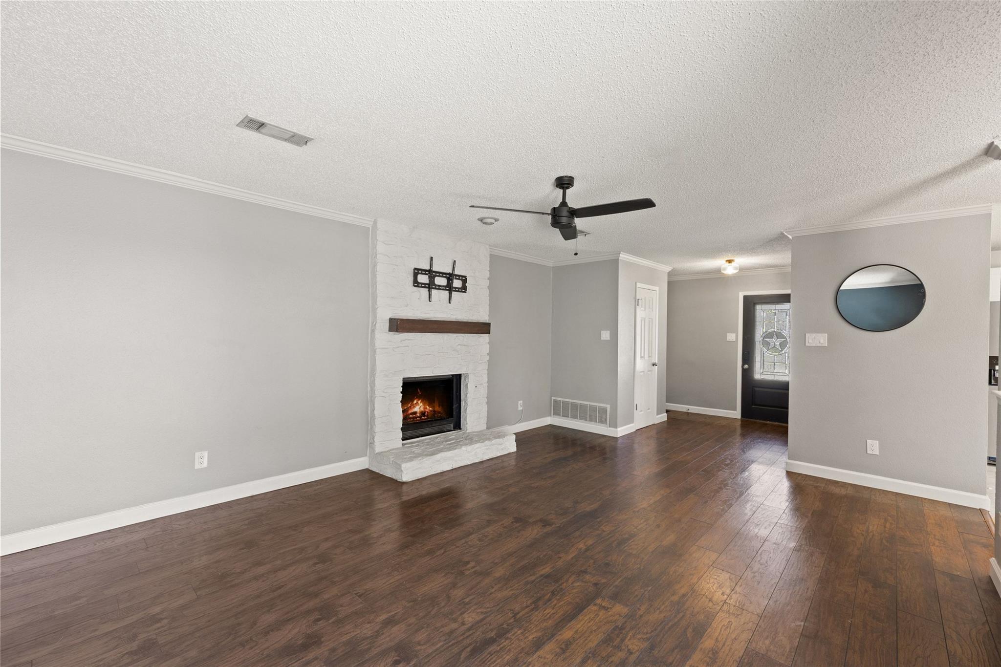2808 Firecrest Dr Property Photo 6