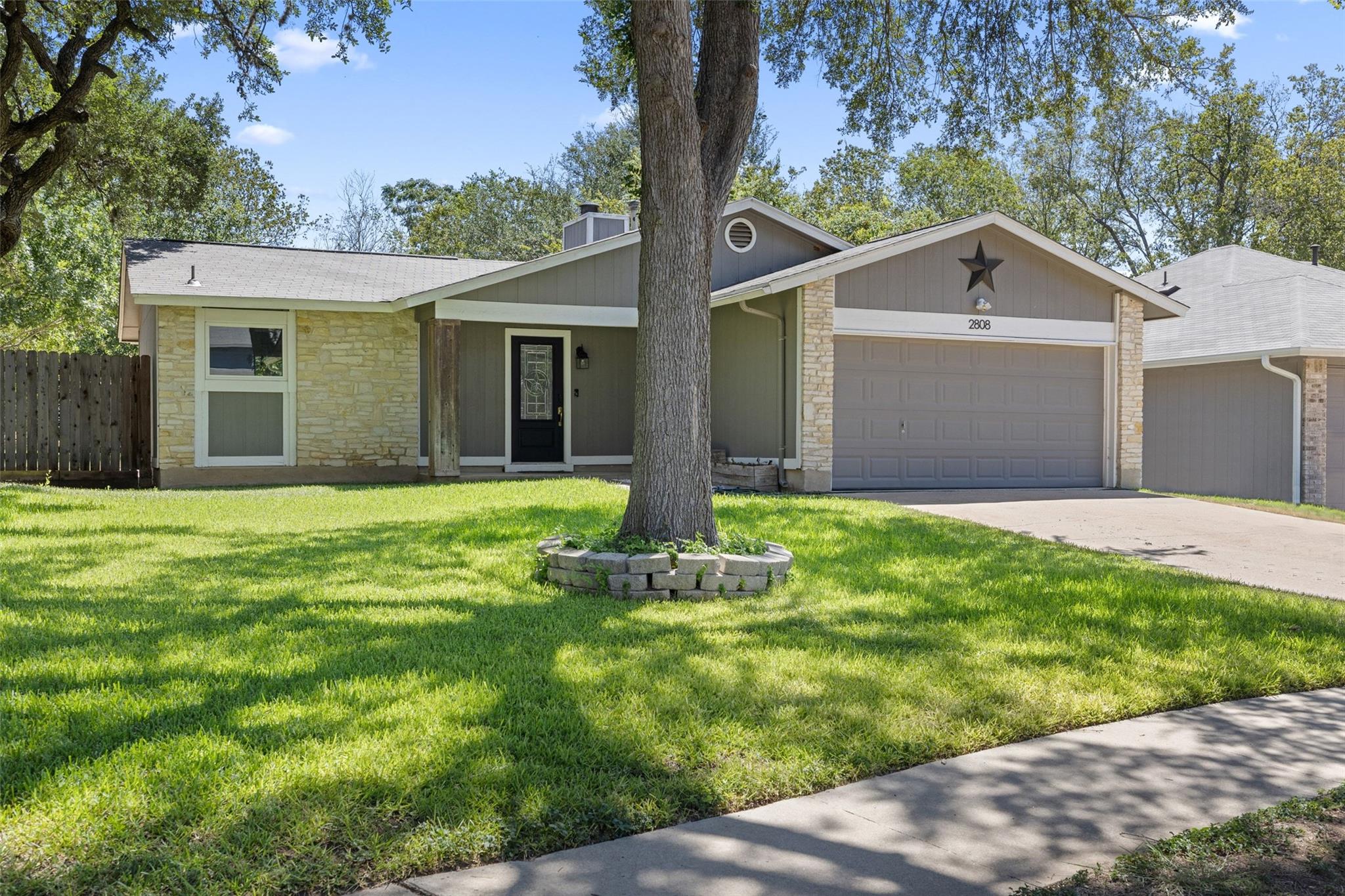 2808 Firecrest Dr Property Photo 39