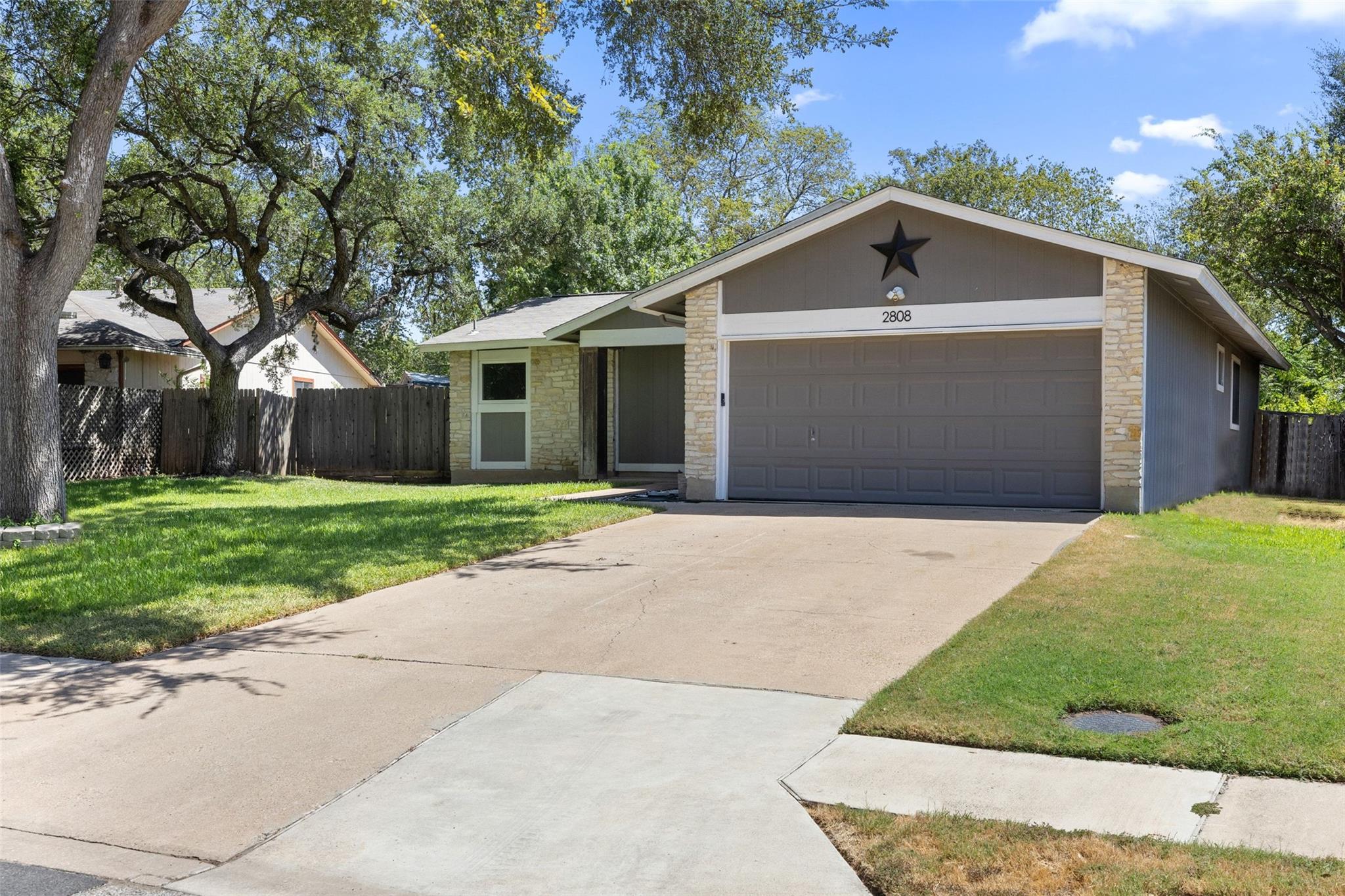 2808 Firecrest Dr Property Photo 40