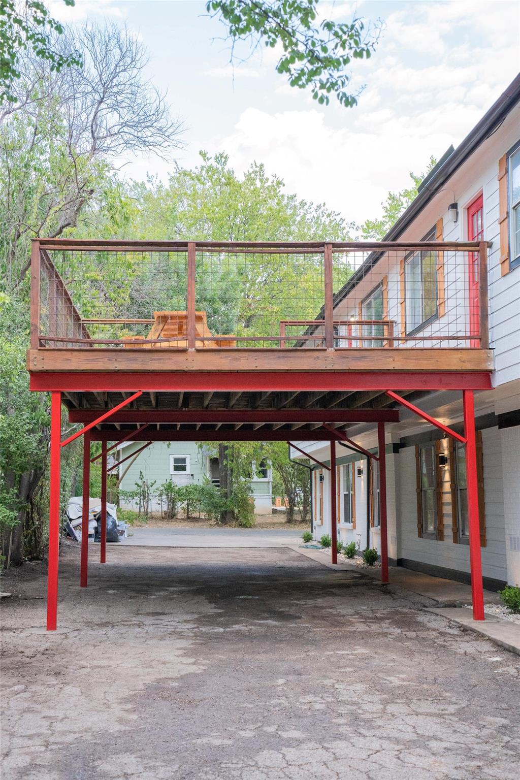 2841 San Gabriel St Property Photo 32