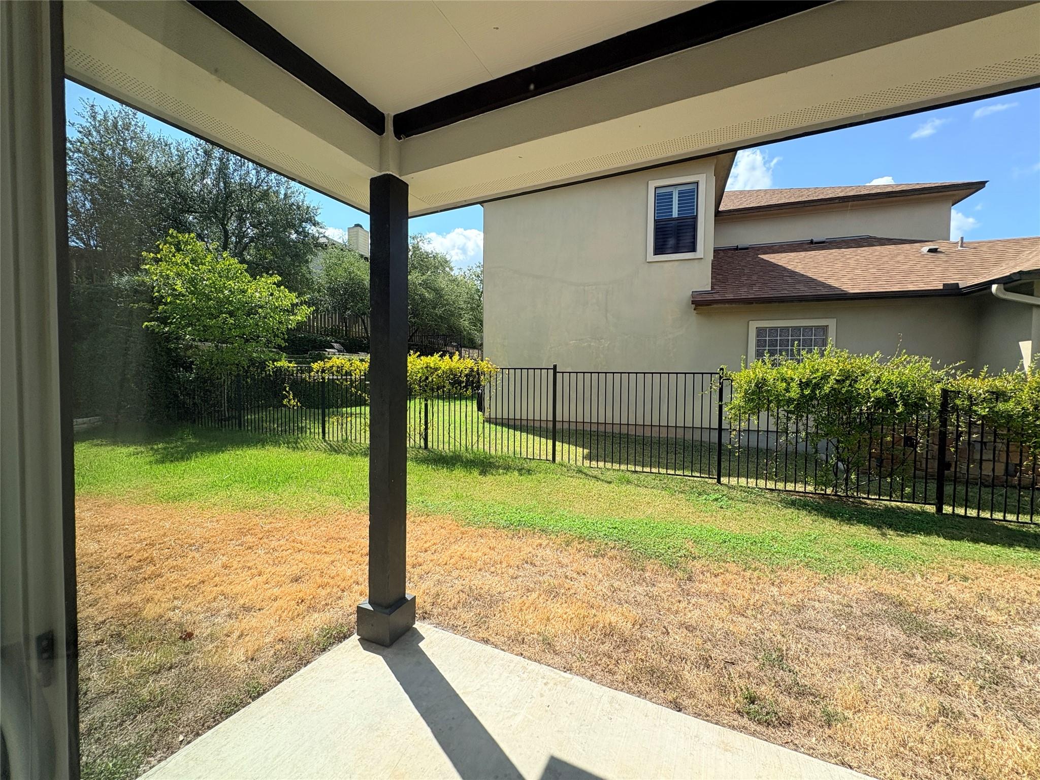 1213 Delsie Dr #b Property Photo 25