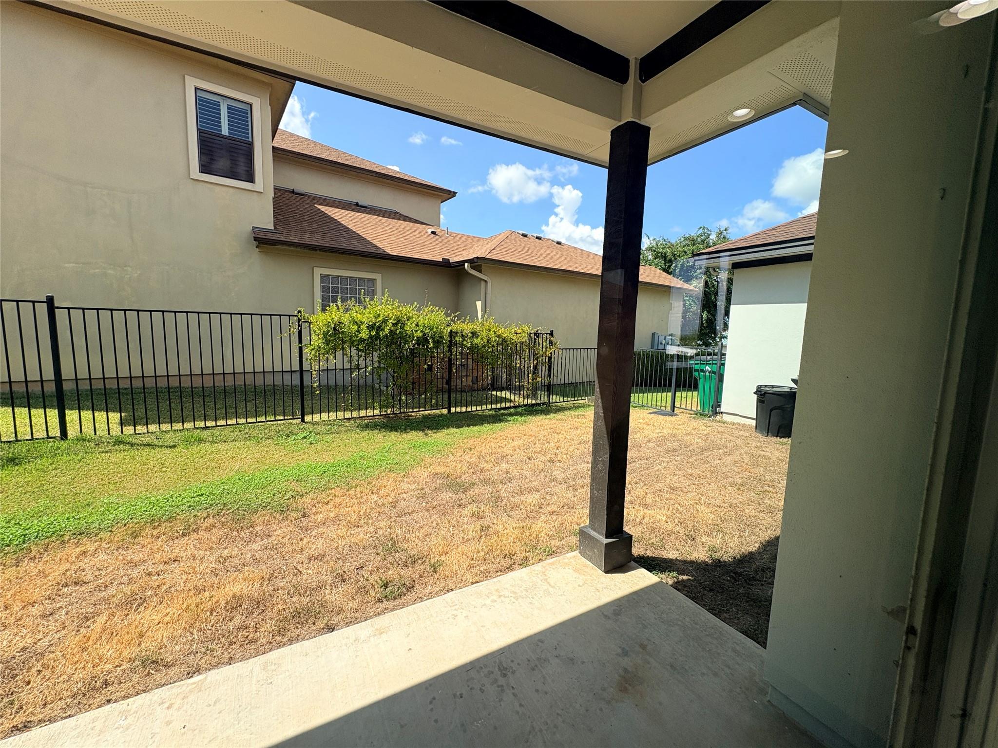 1213 Delsie Dr #b Property Photo 26