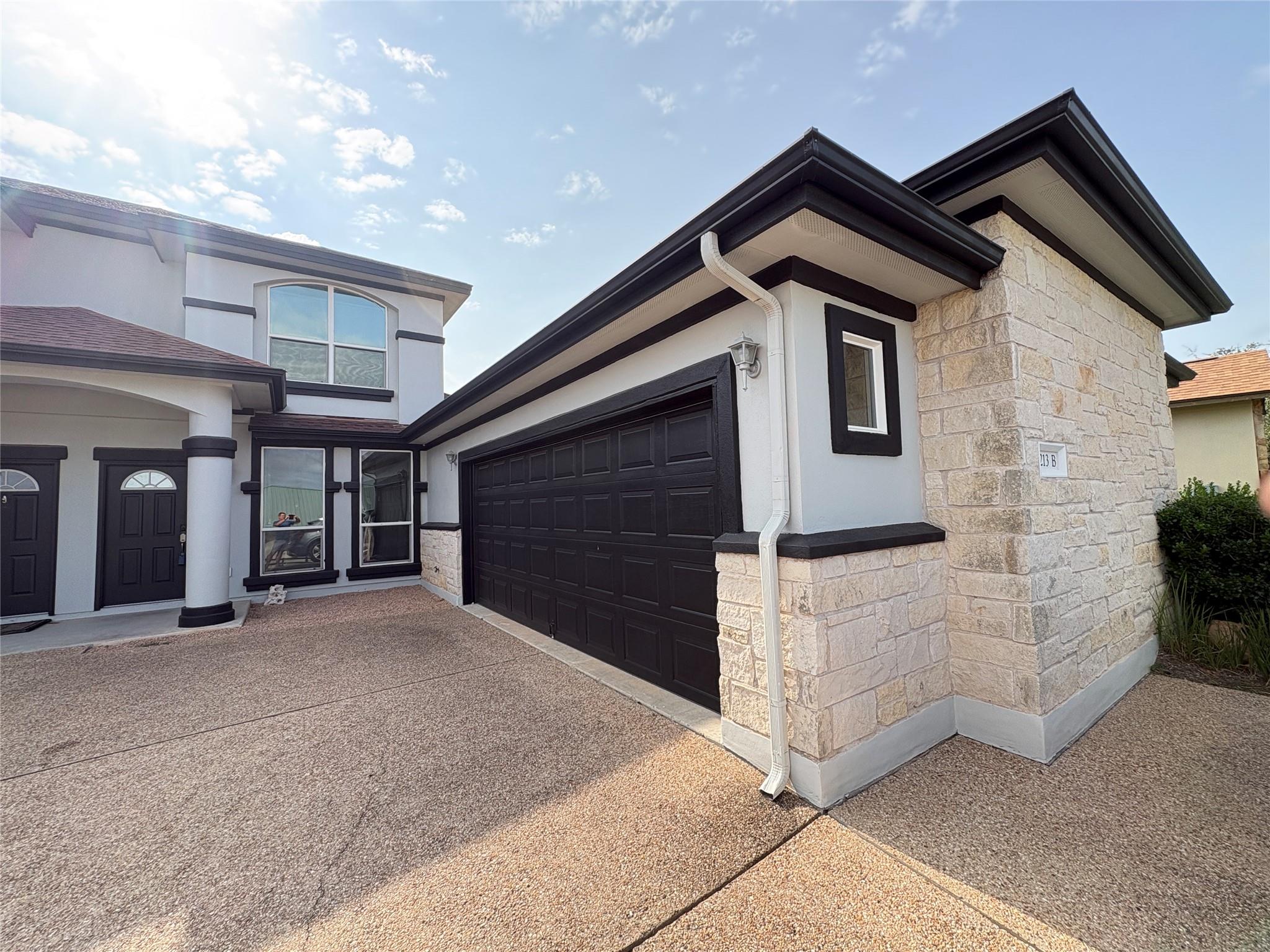1213 Delsie Dr #b Property Photo 30