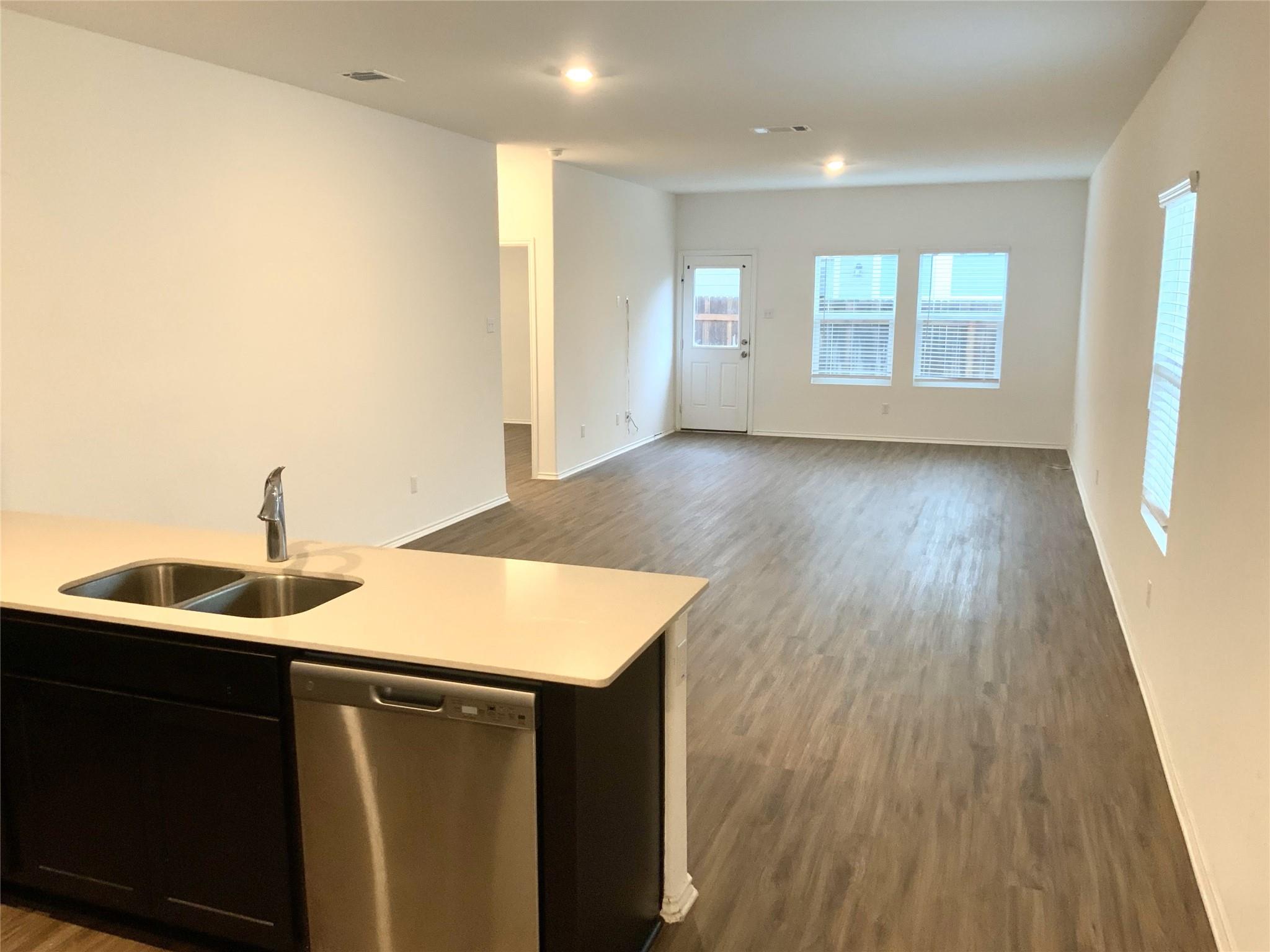 125 Mica Trl Property Photo 4