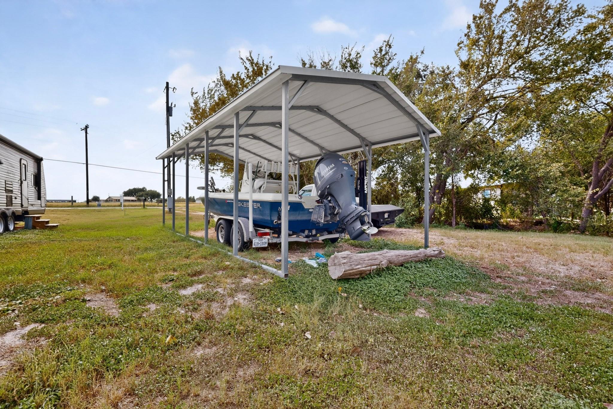 224 Old Coach Ln Property Photo 34