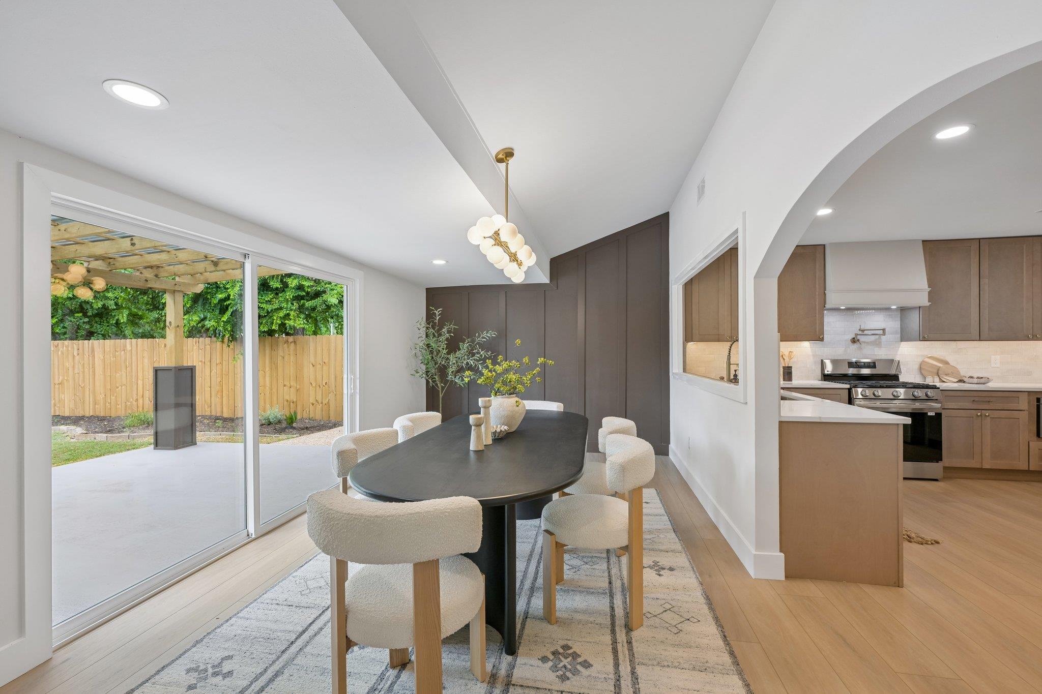 11809 Charing Cross Rd Property Photo 11