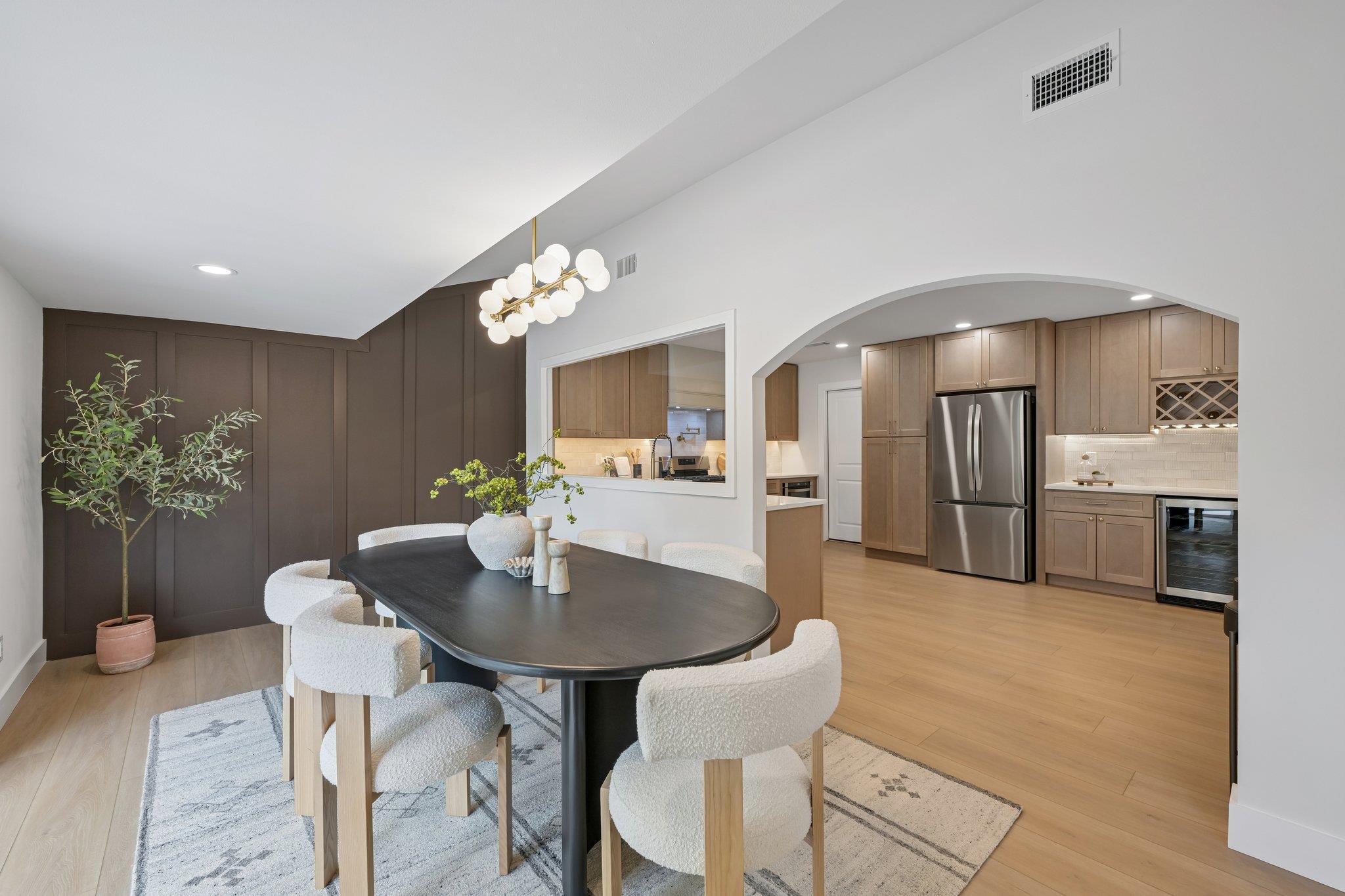 11809 Charing Cross Rd Property Photo 12