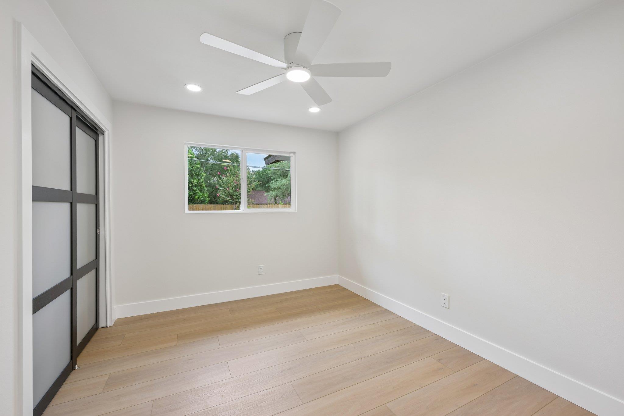 11809 Charing Cross Rd Property Photo 23