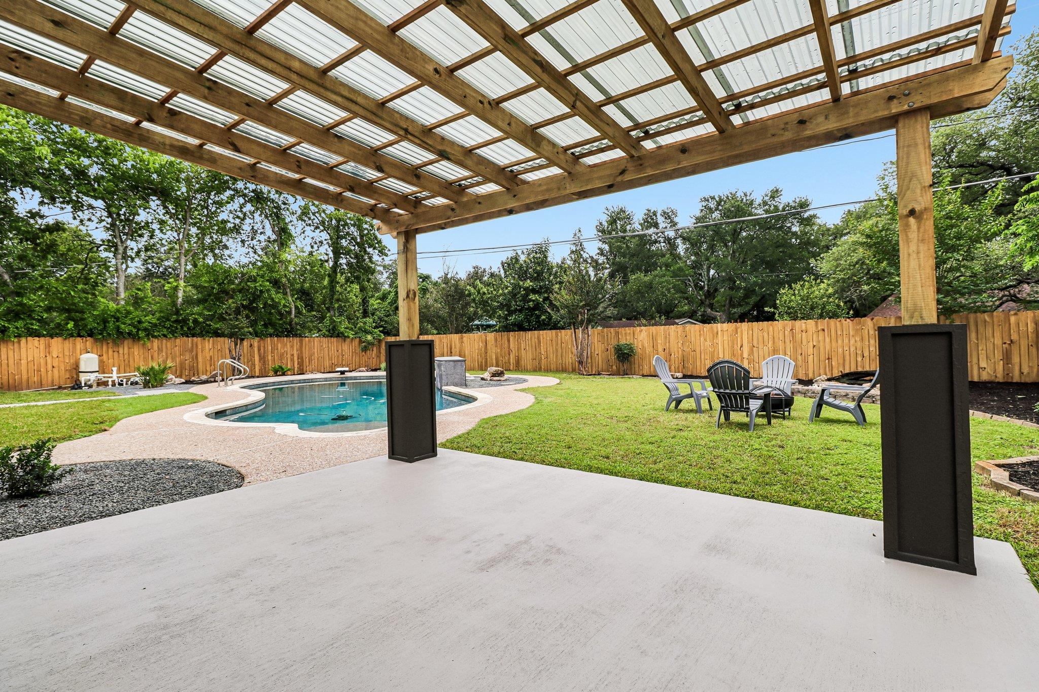 11809 Charing Cross Rd Property Photo 26