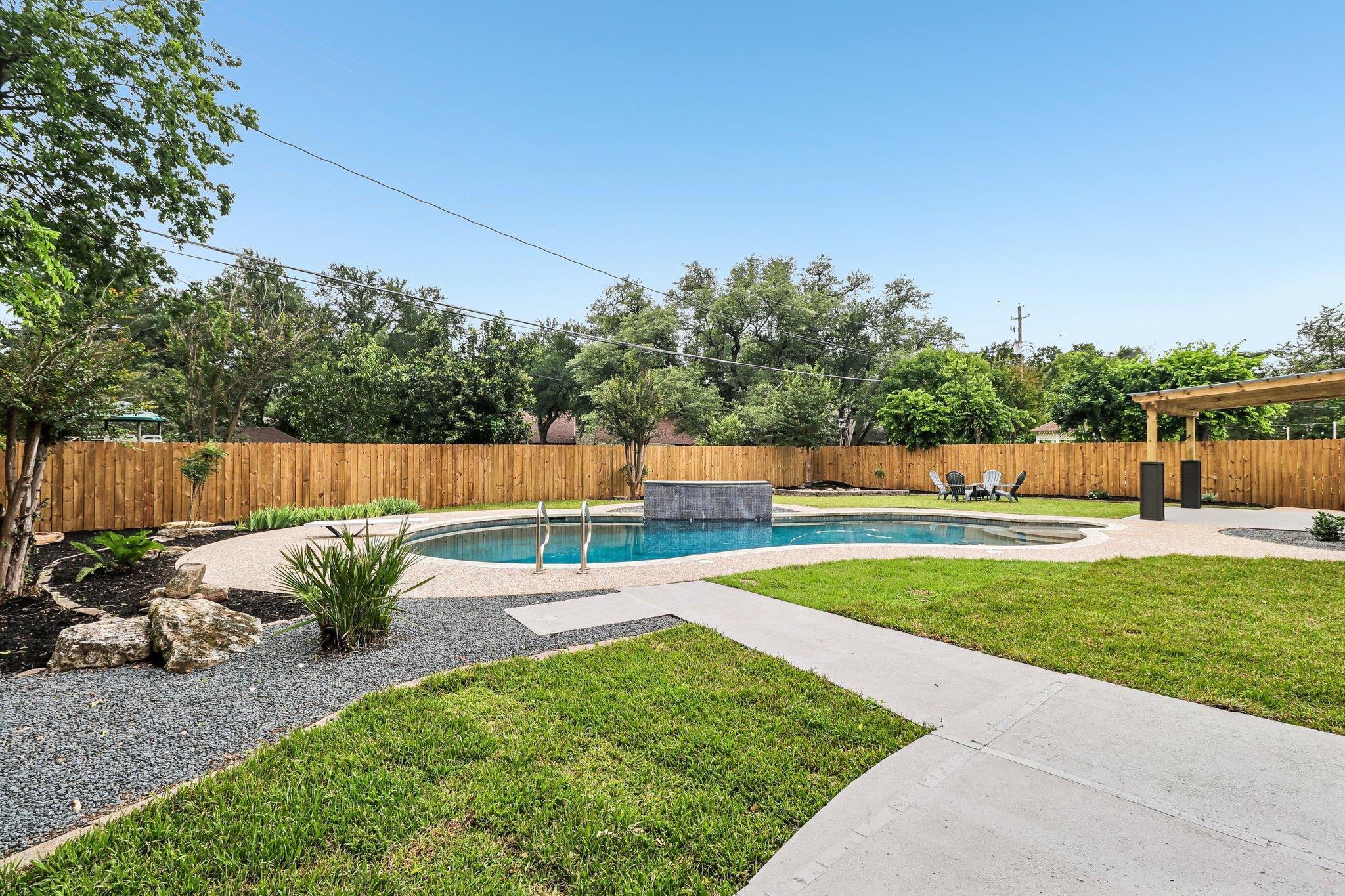 11809 Charing Cross Rd Property Photo 29