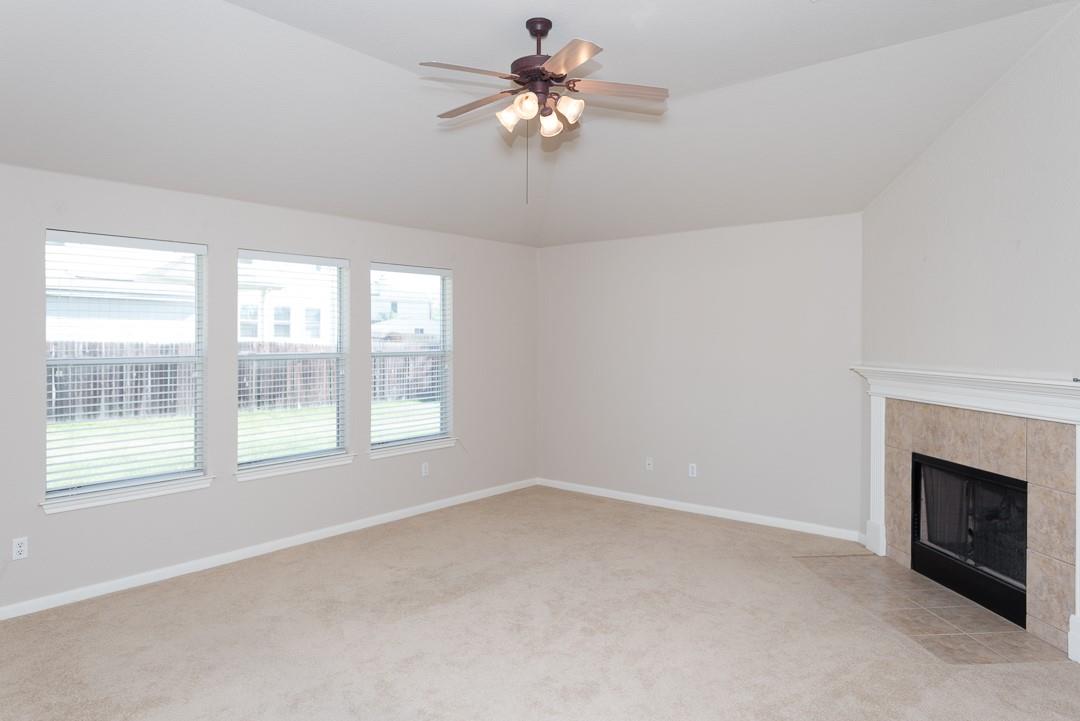 1611 Briar Hill Dr Property Photo 11