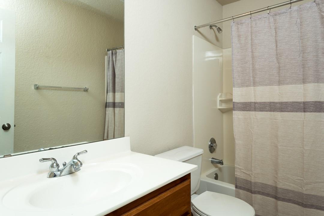 1611 Briar Hill Dr Property Photo 16