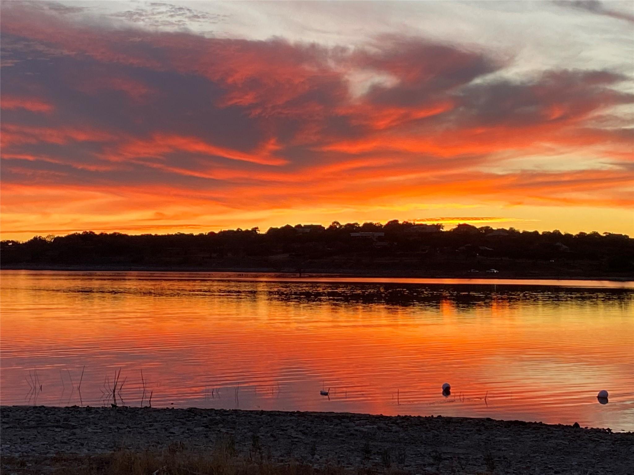 2198 Lakeshore Dr Property Photo 40