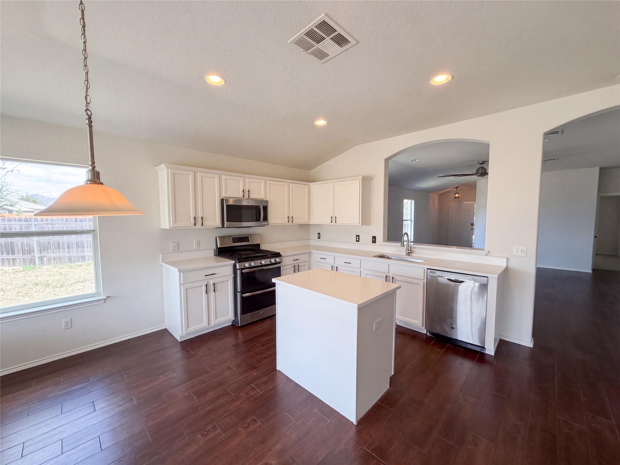 12816 Wooly Bucket Cv Property Photo 3