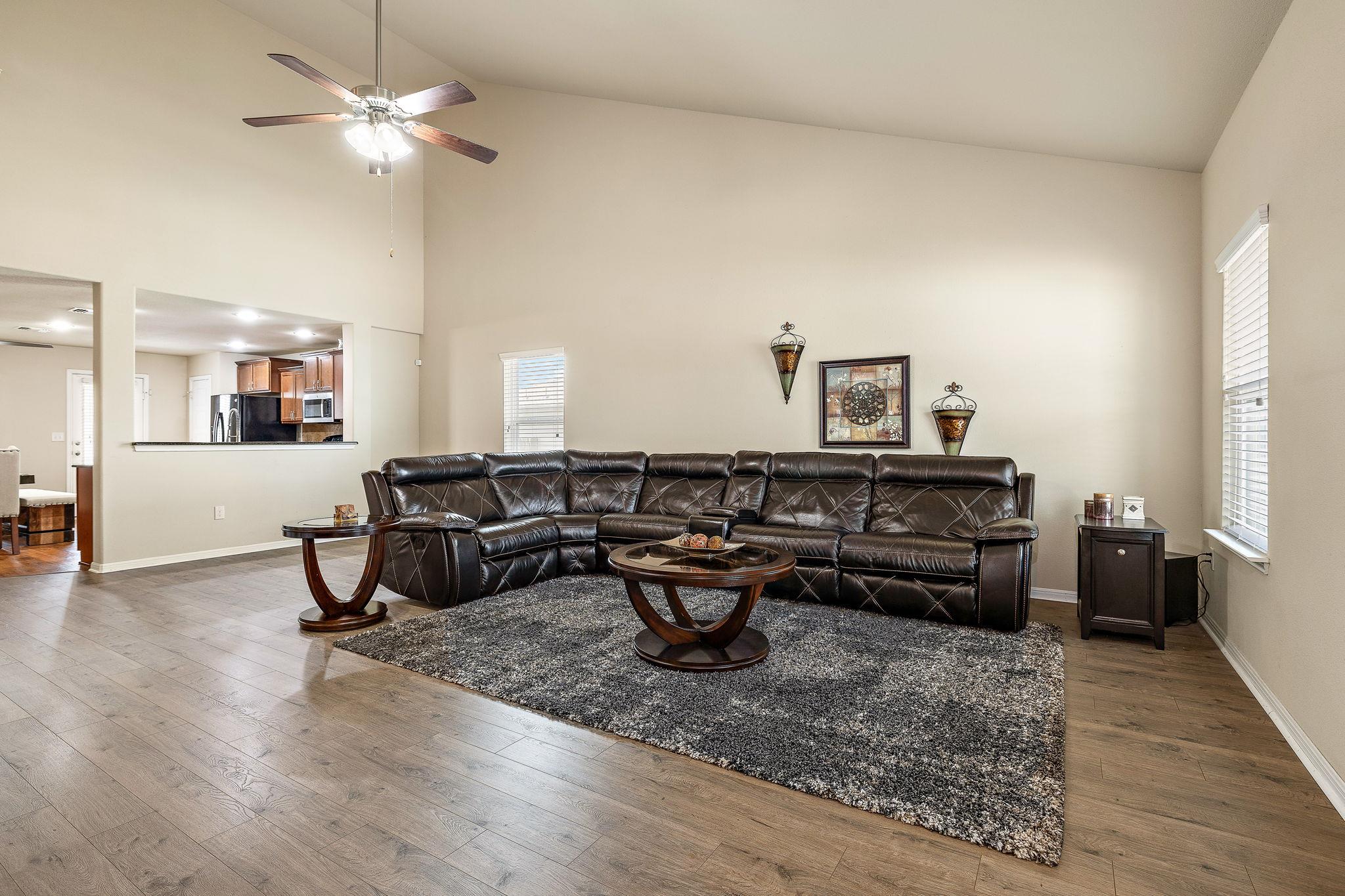 605 San Antonio Riverwalk Walk Property Photo 7