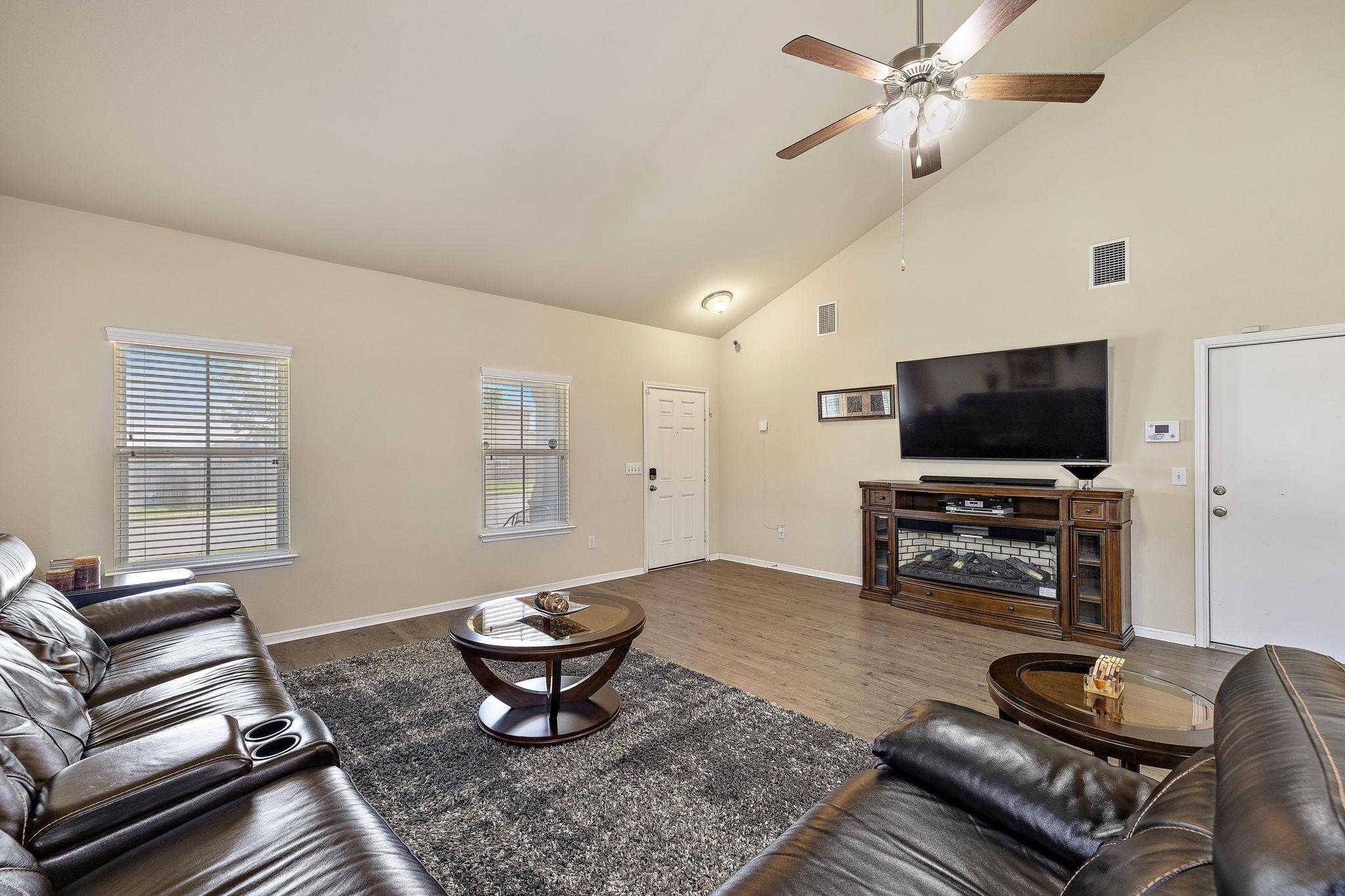605 San Antonio Riverwalk Walk Property Photo 9