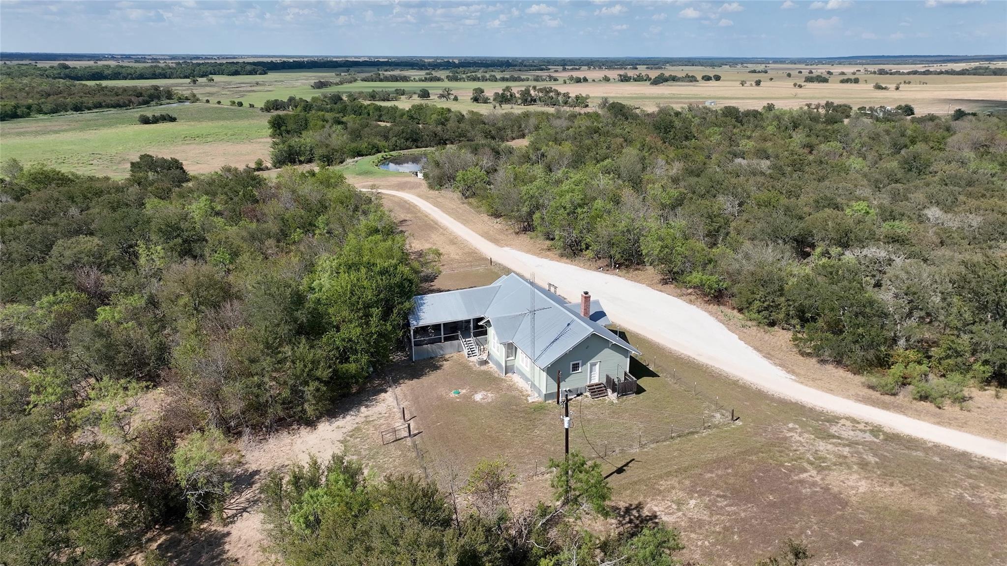 407 Cr 227 None Property Photo 1