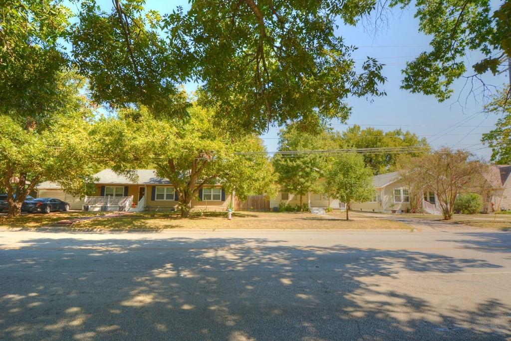 1221-1225 S Austin Ave Property Photo 6