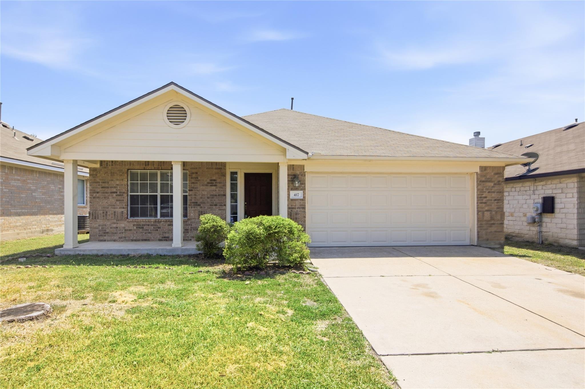 417 River Crossing Trl Property Photo 1
