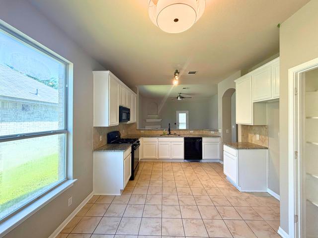 3304 Winding Shore Ln Property Photo 7