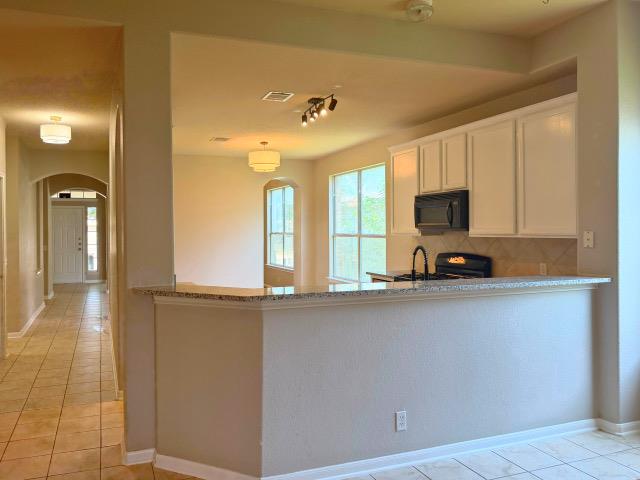 3304 Winding Shore Ln Property Photo 8