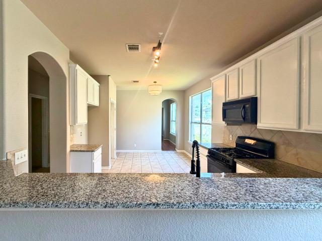 3304 Winding Shore Ln Property Photo 9
