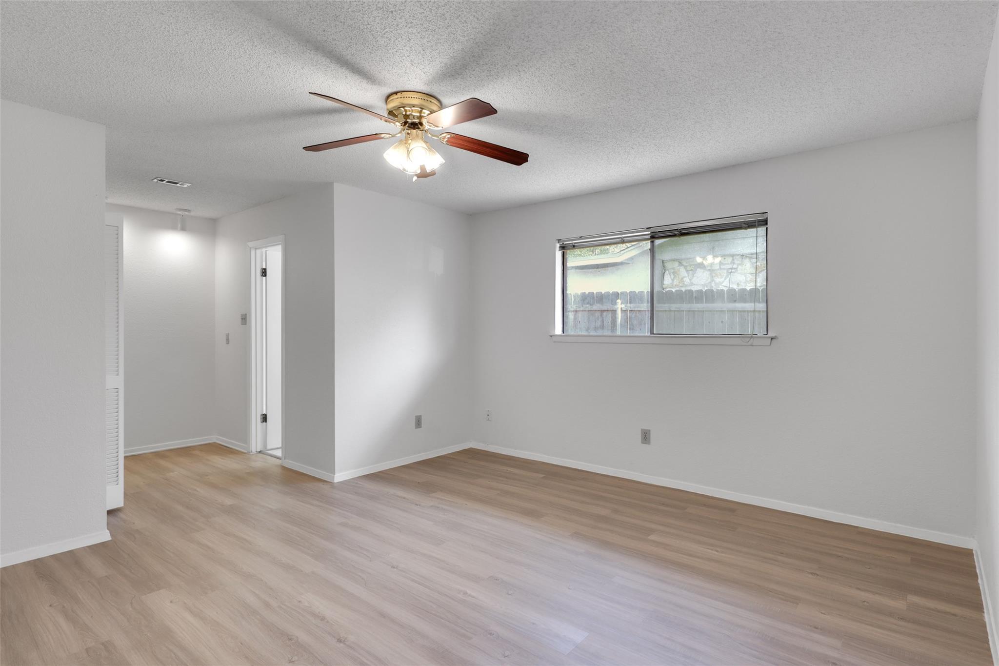 11407 Barrington Way Property Photo 13