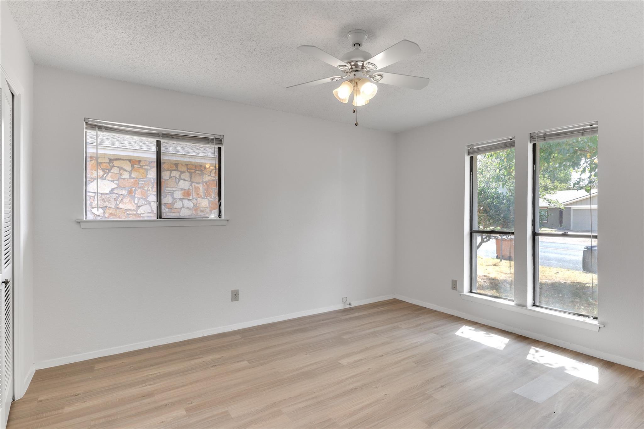 11407 Barrington Way Property Photo 18
