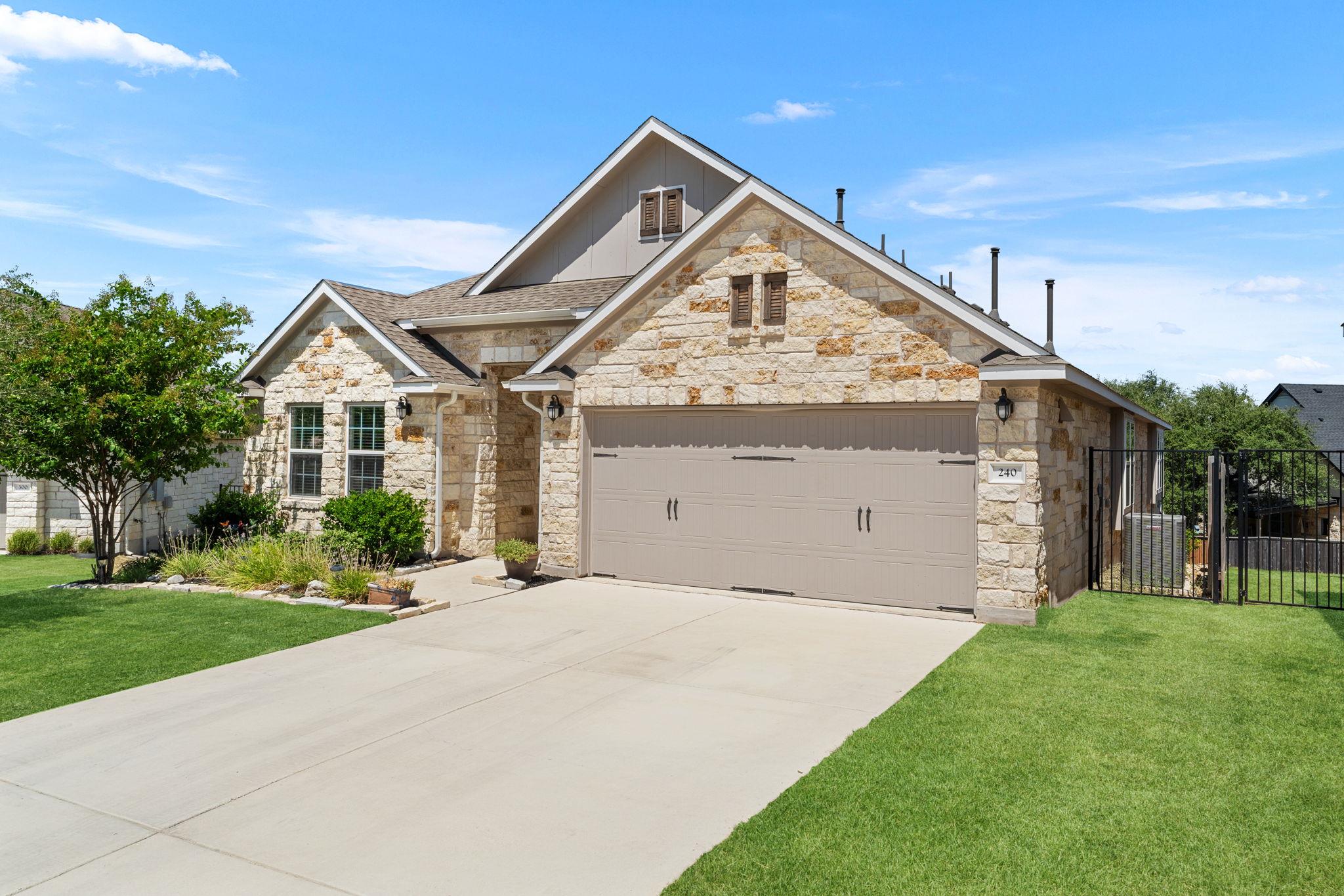240 Prato Pl Property Photo 7