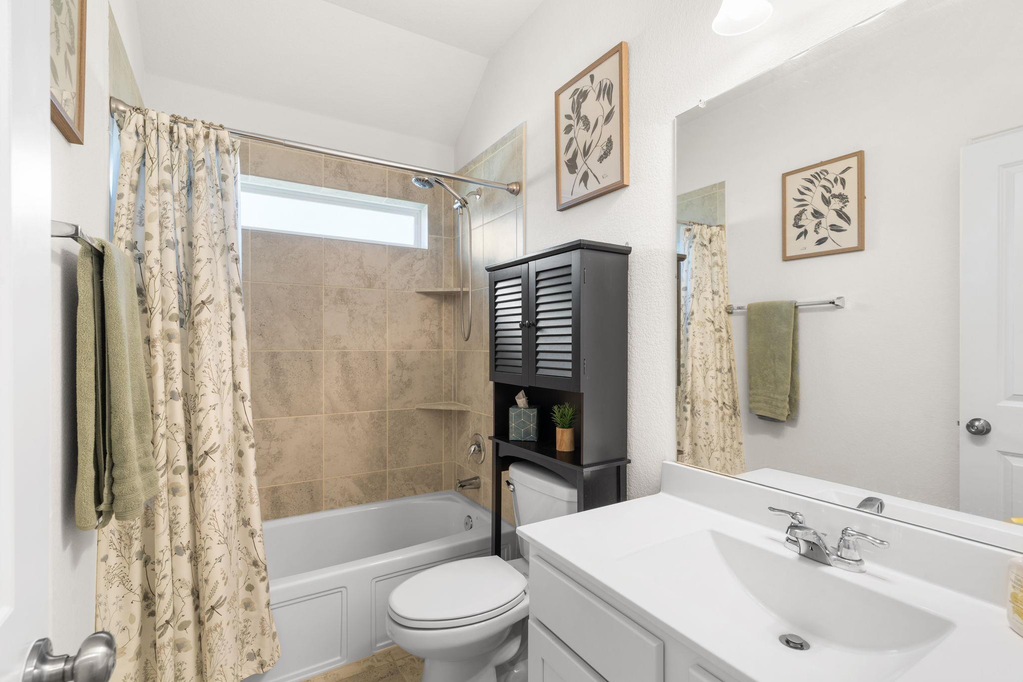 240 Prato Pl Property Photo 12
