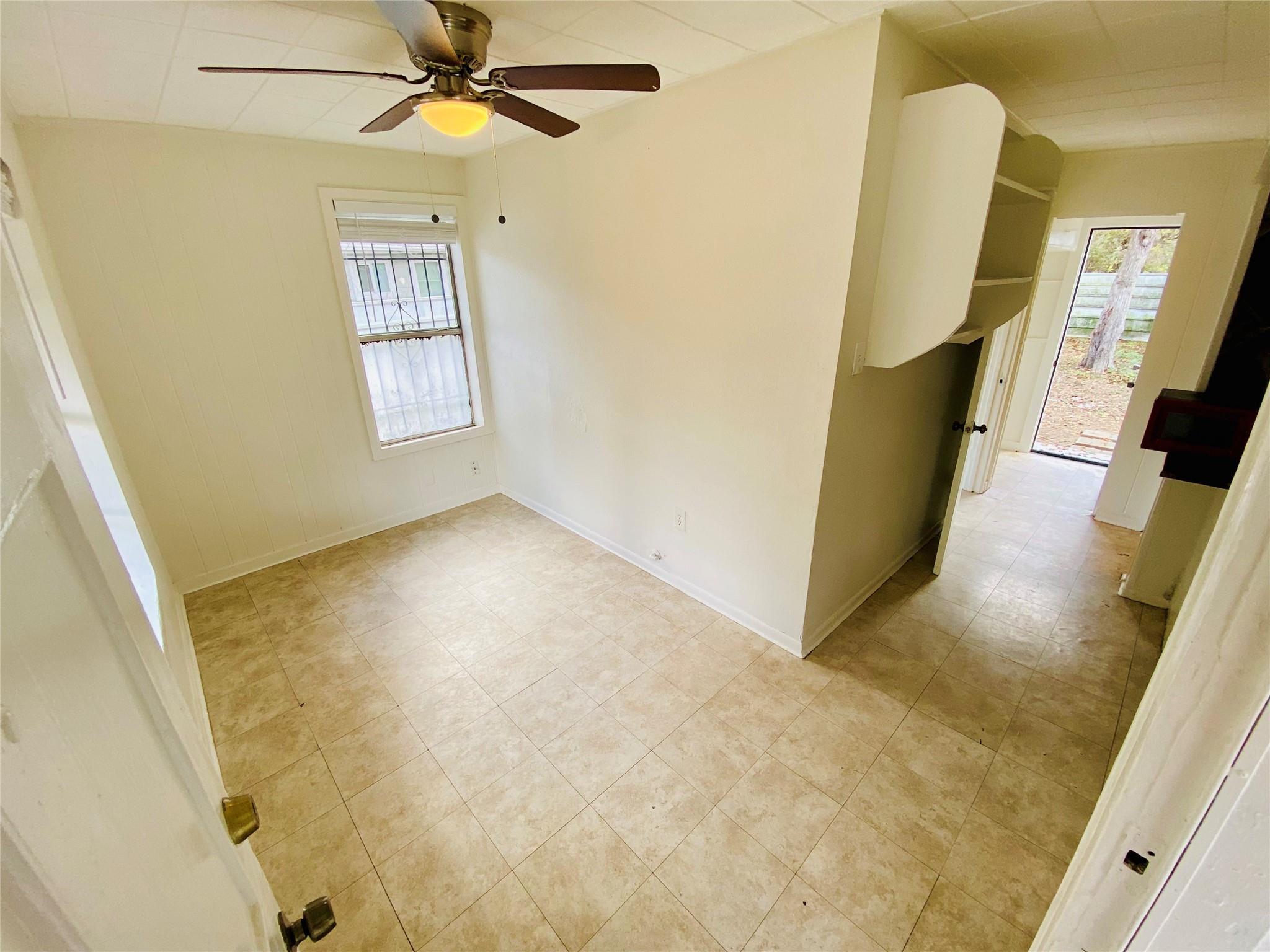 6501 Ponca St #b Property Photo 2