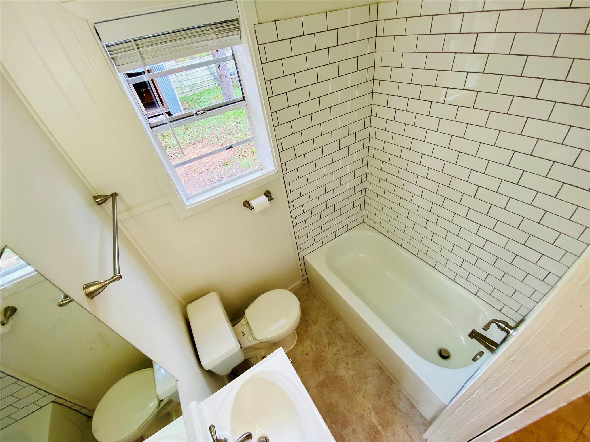 6501 Ponca St #b Property Photo 11