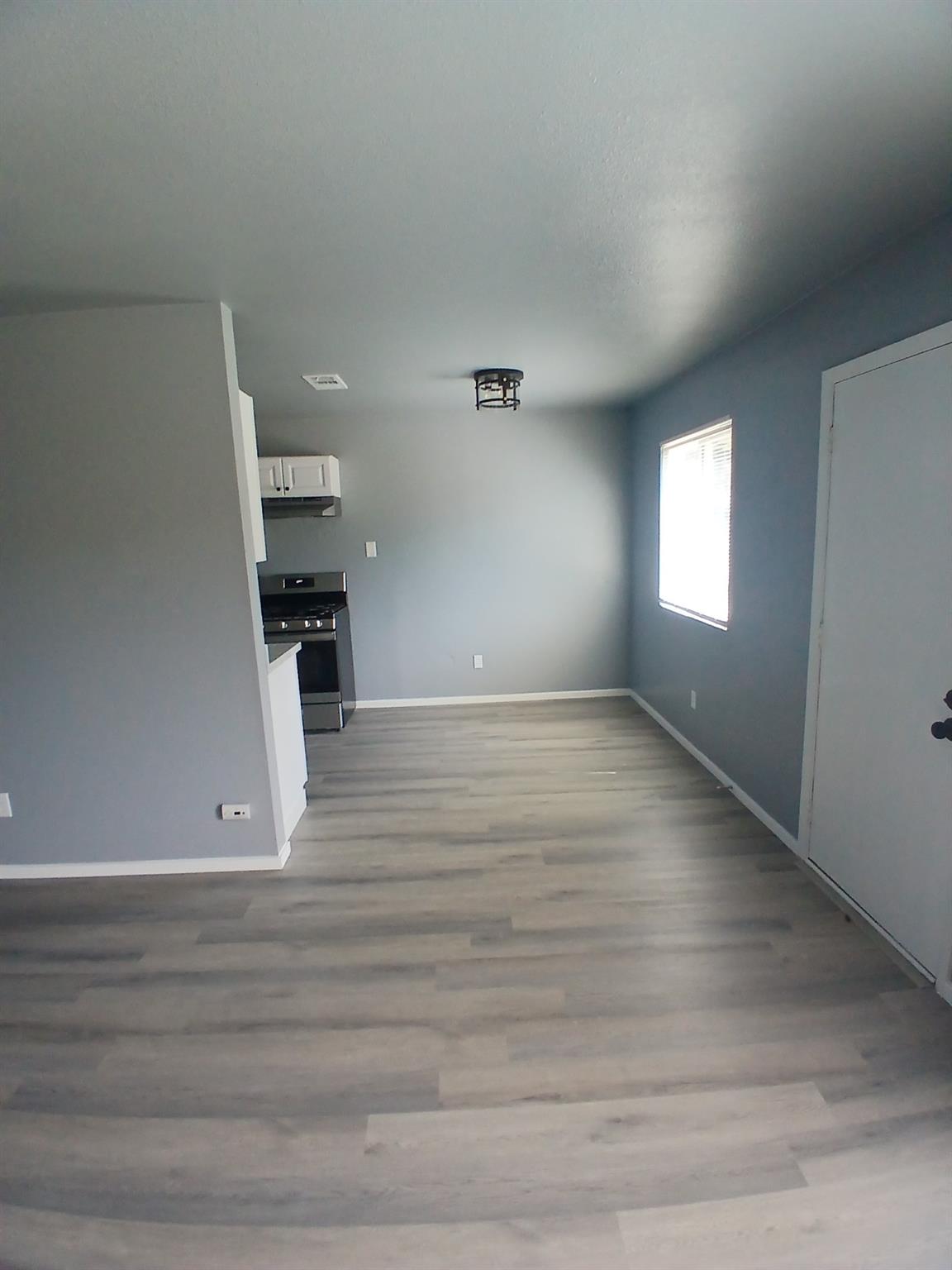 2009 Greenhill Dr Property Photo 3