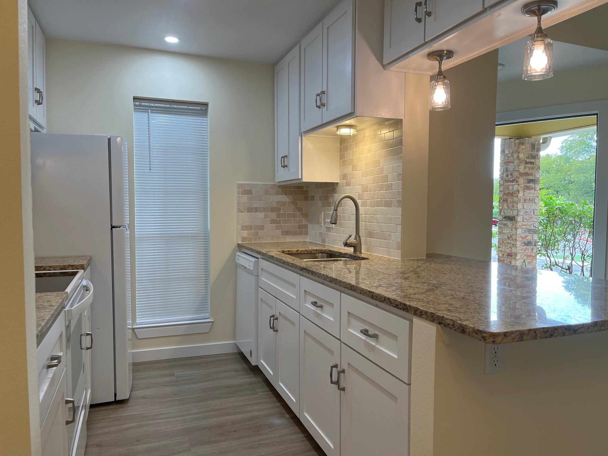 1601 Faro Dr 1302 Property Photo 6
