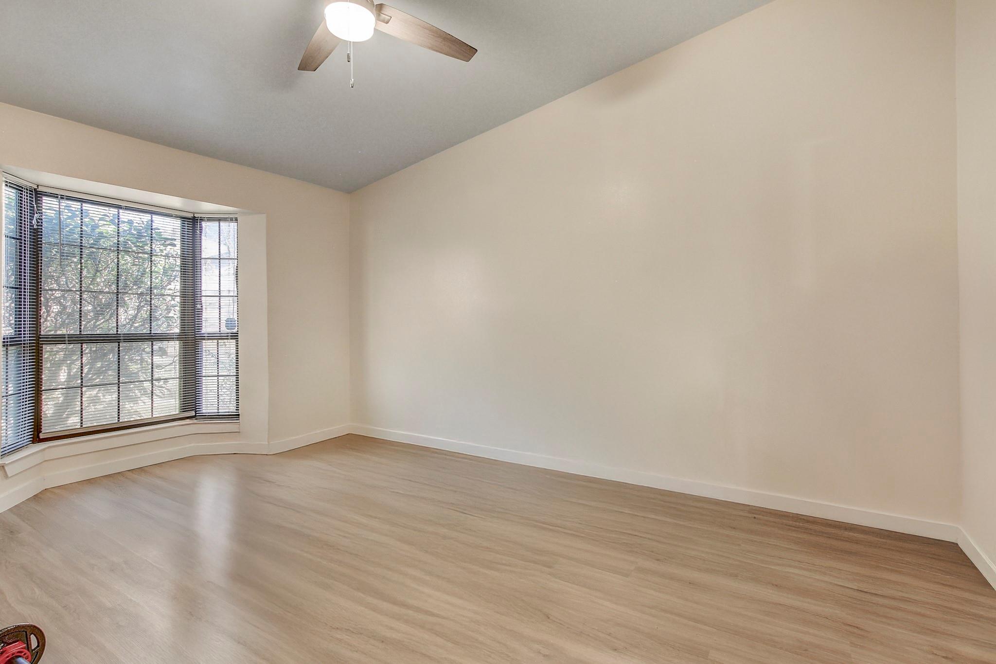 1601 Faro Dr 1302 Property Photo 16