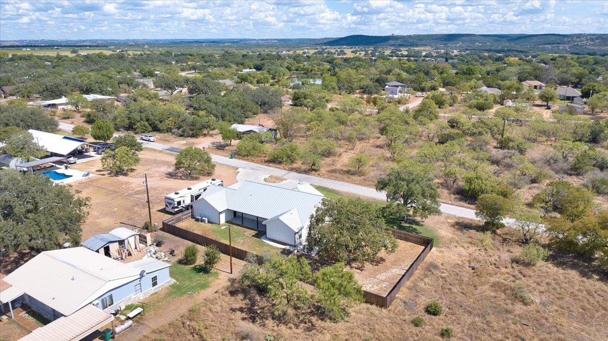 3411 Concho Trl Property Photo 7