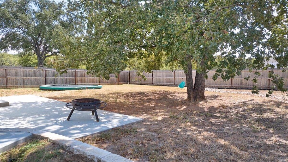 3411 Concho Trl Property Photo 12
