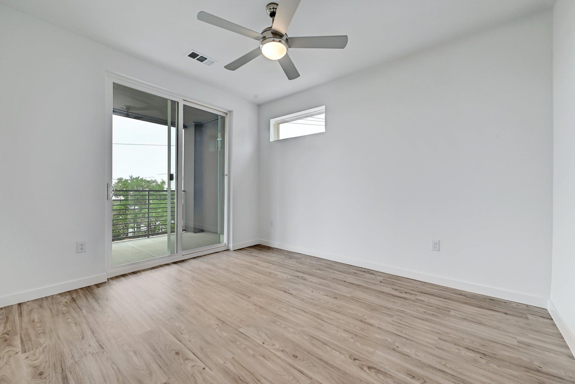 4801 Springdale Rd #1301 Property Photo 15