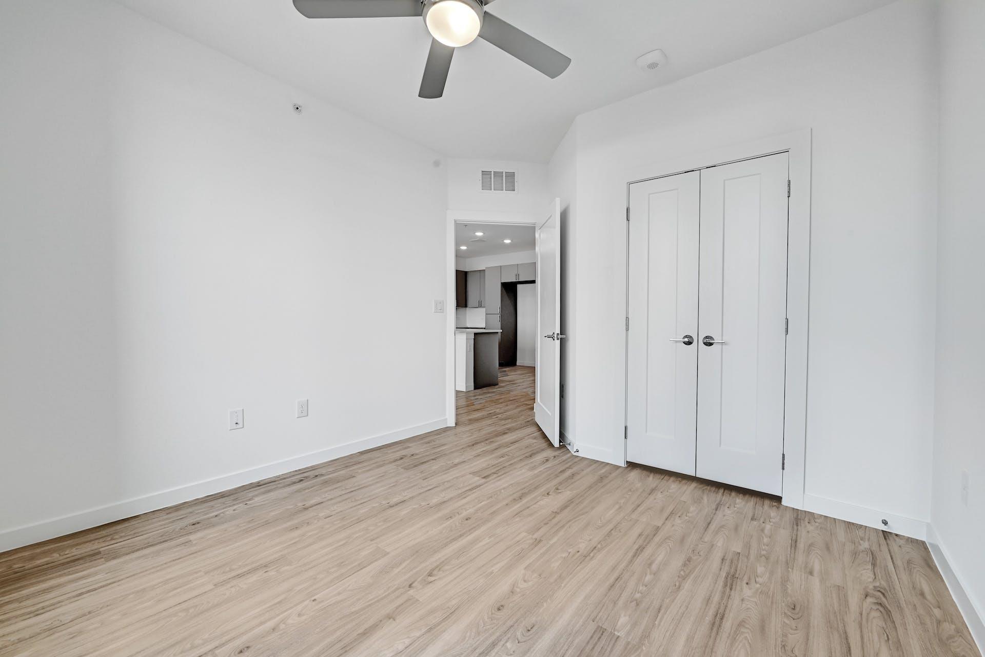 4801 Springdale Rd #1301 Property Photo 16
