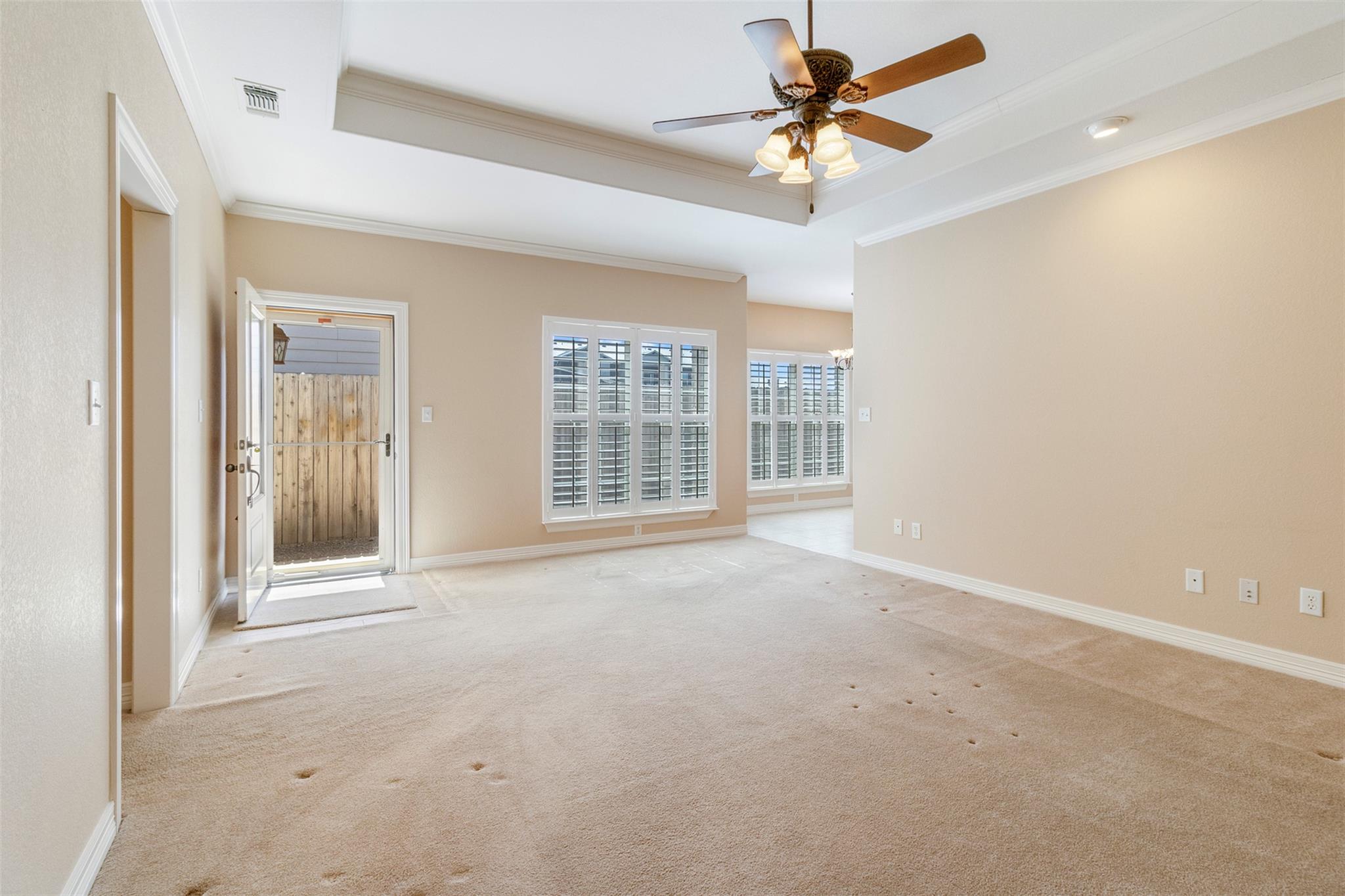 1505 Claremont Pkwy A & B Property Photo 7