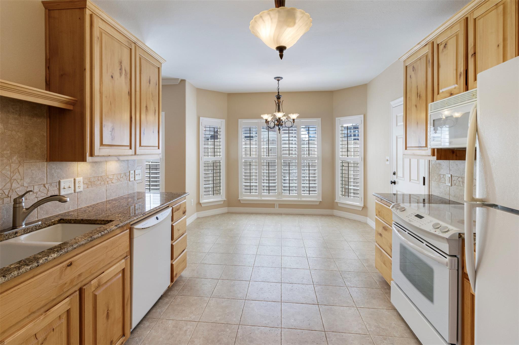 1505 Claremont Pkwy A & B Property Photo 14