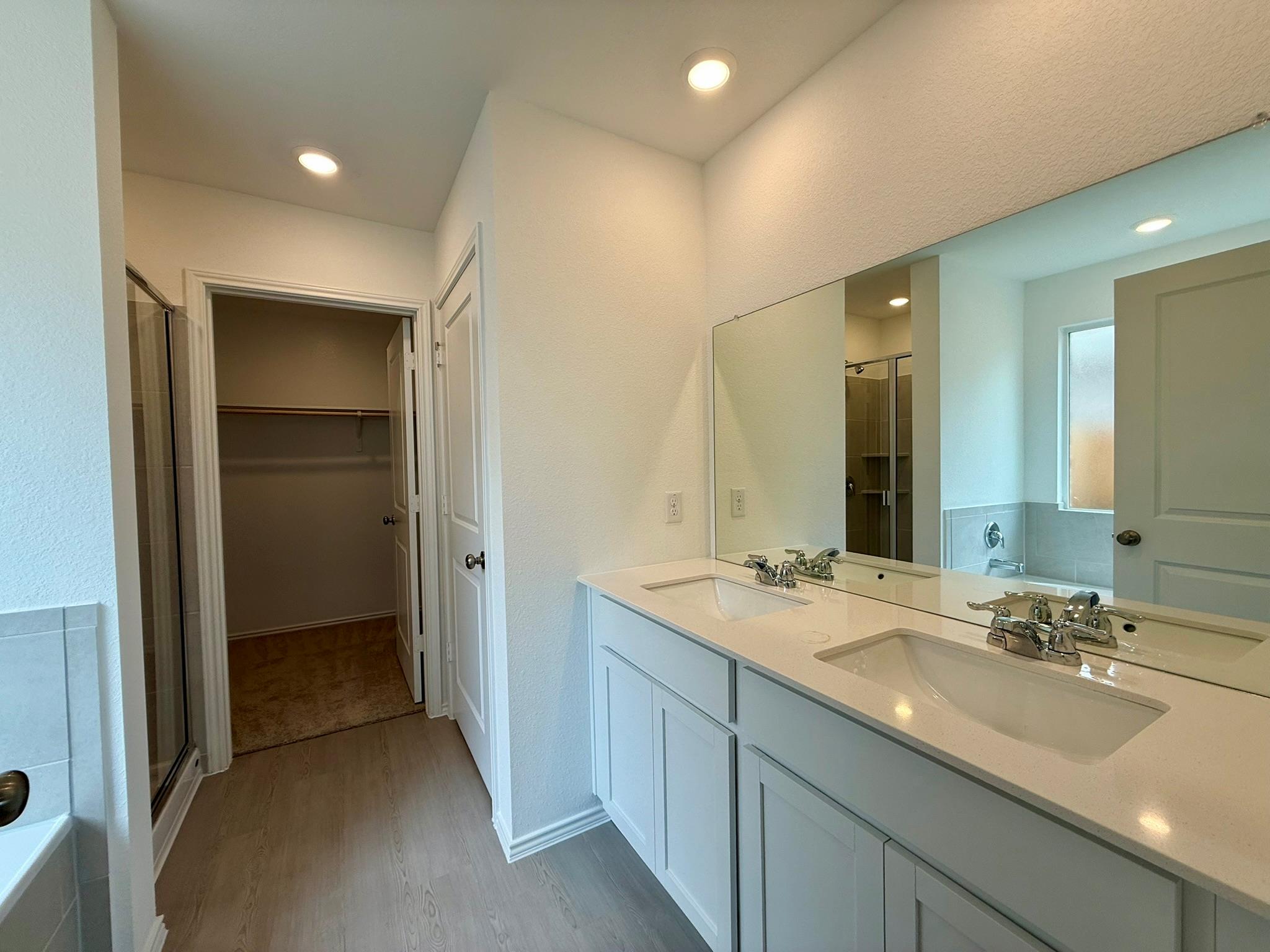 106 Camargue Dr None Property Photo 16