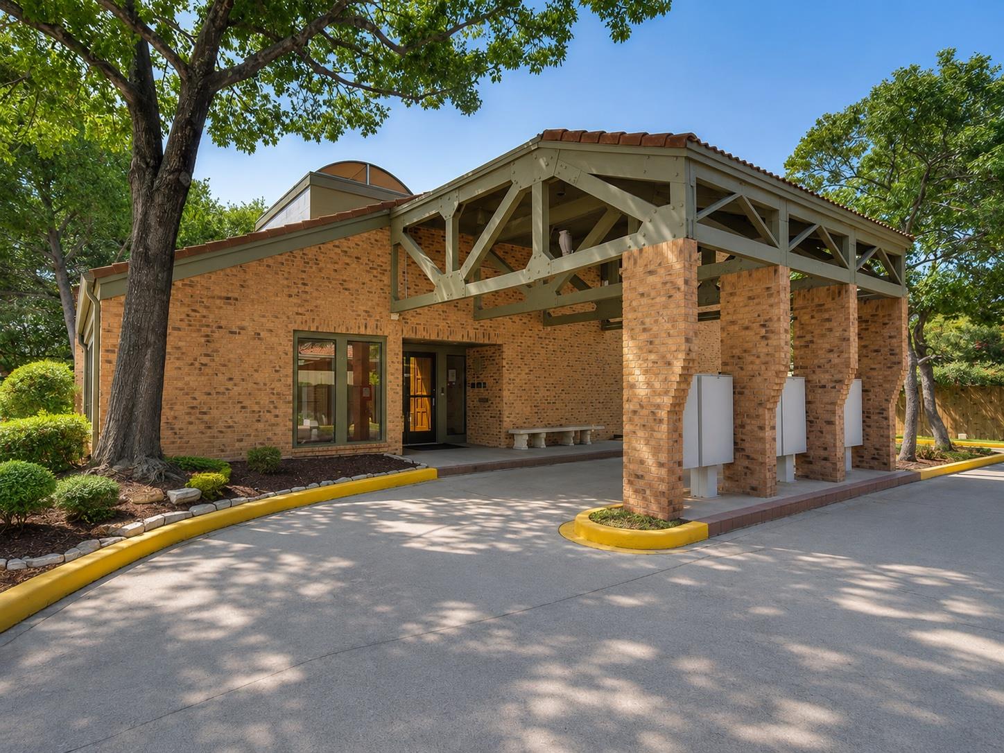 8888 Tallwood Dr #3105 Property Photo 20