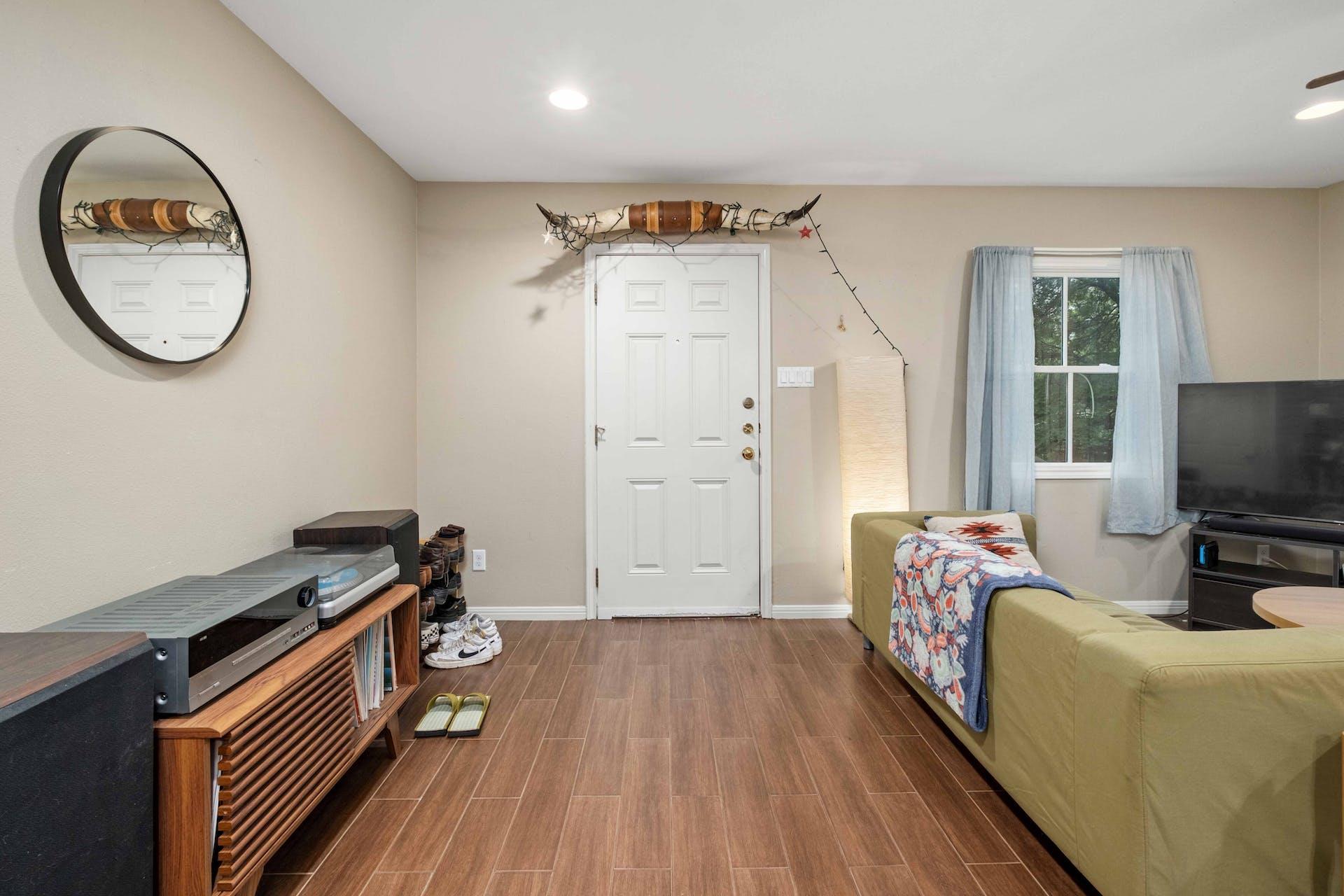 3822 Ridgelea Dr #b Property Photo 8