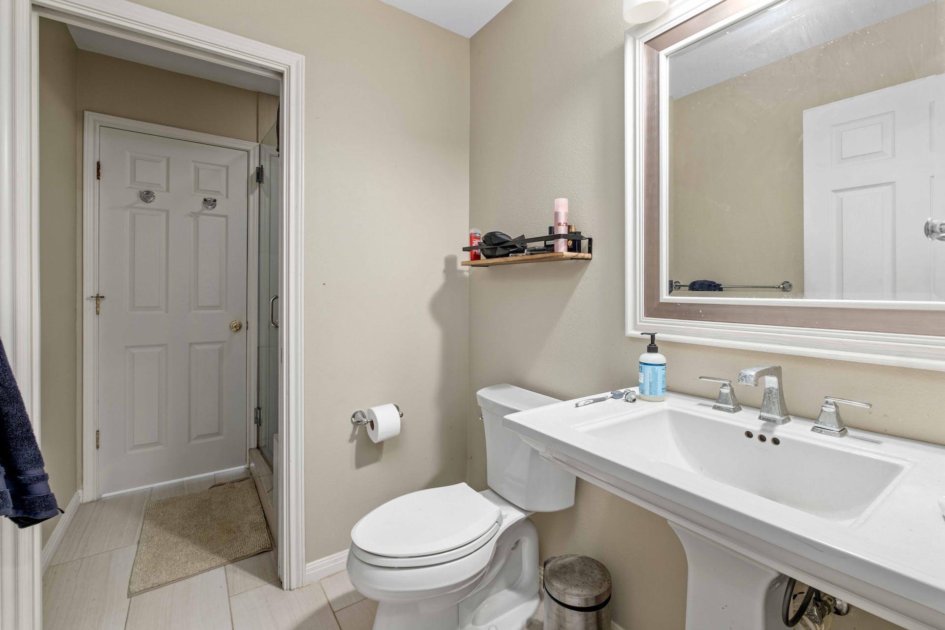 3822 Ridgelea Dr #b Property Photo 11