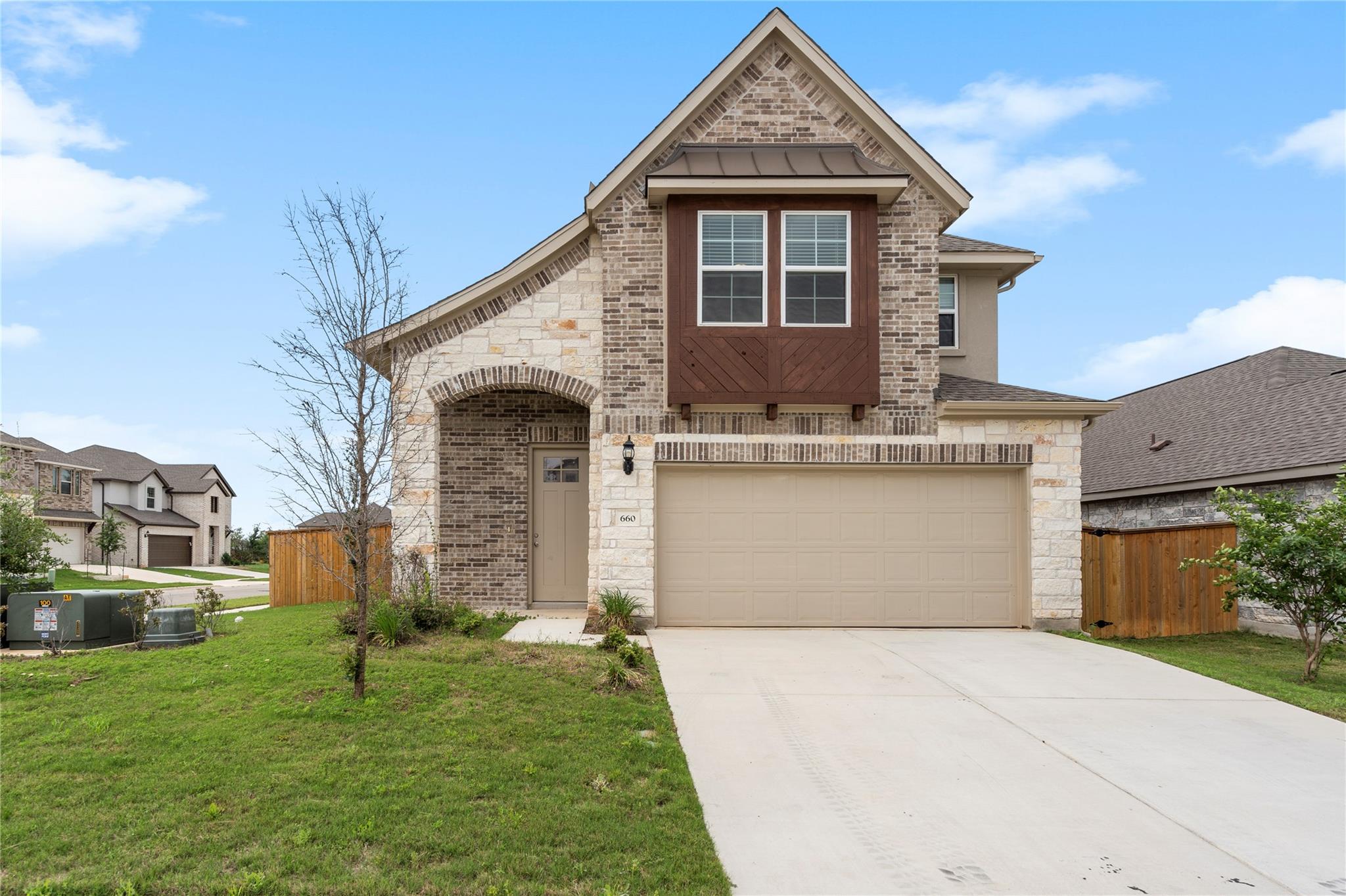660 Pheasant Hill Dr Property Photo 1