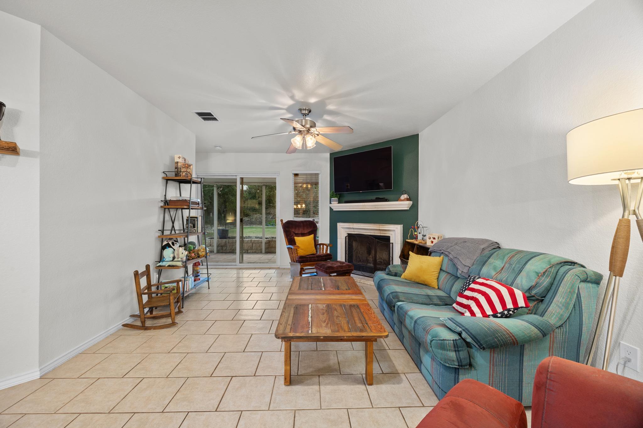 1602 Southwestern Blvd Property Photo 6