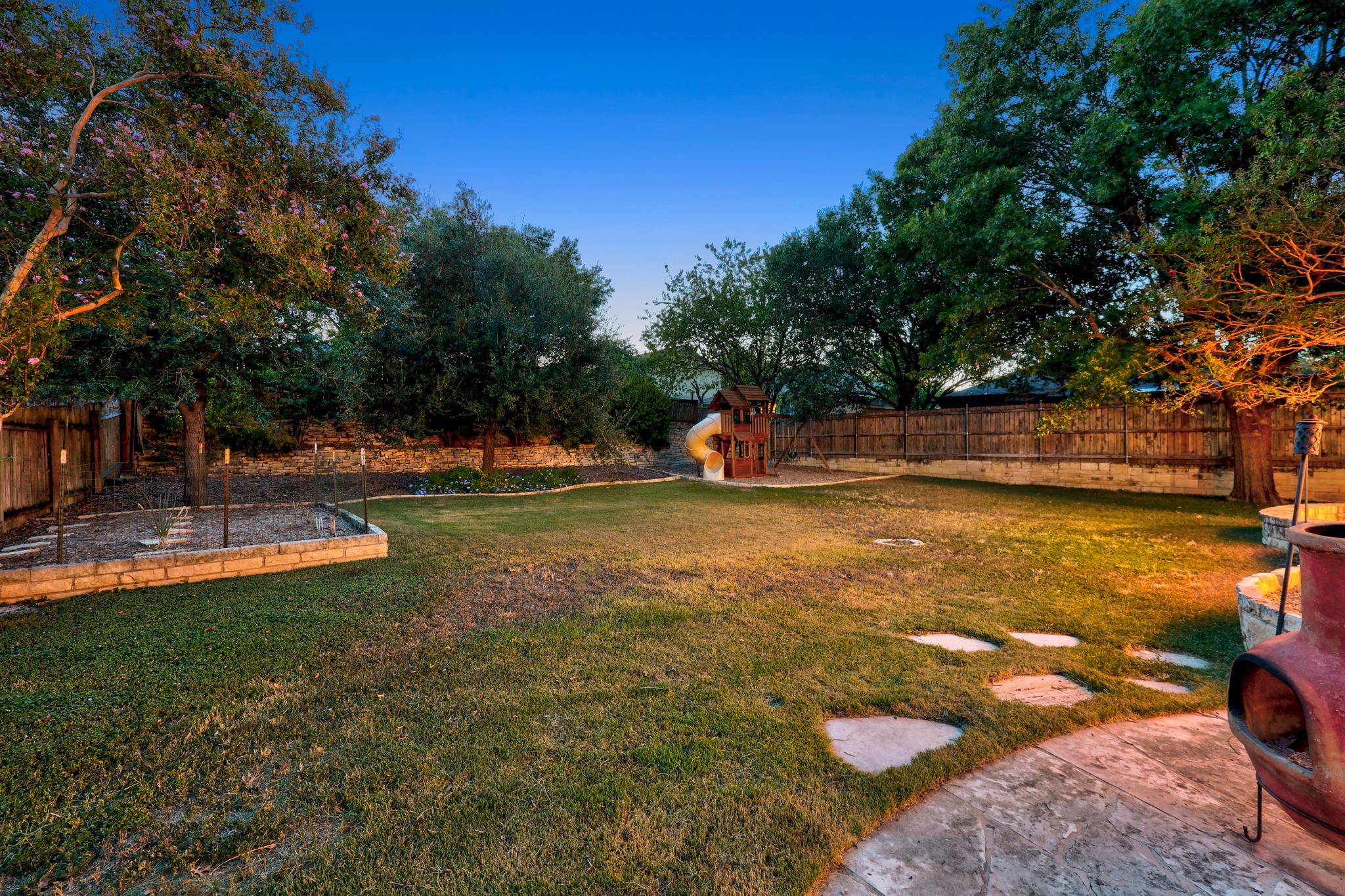 1602 Southwestern Blvd Property Photo 23
