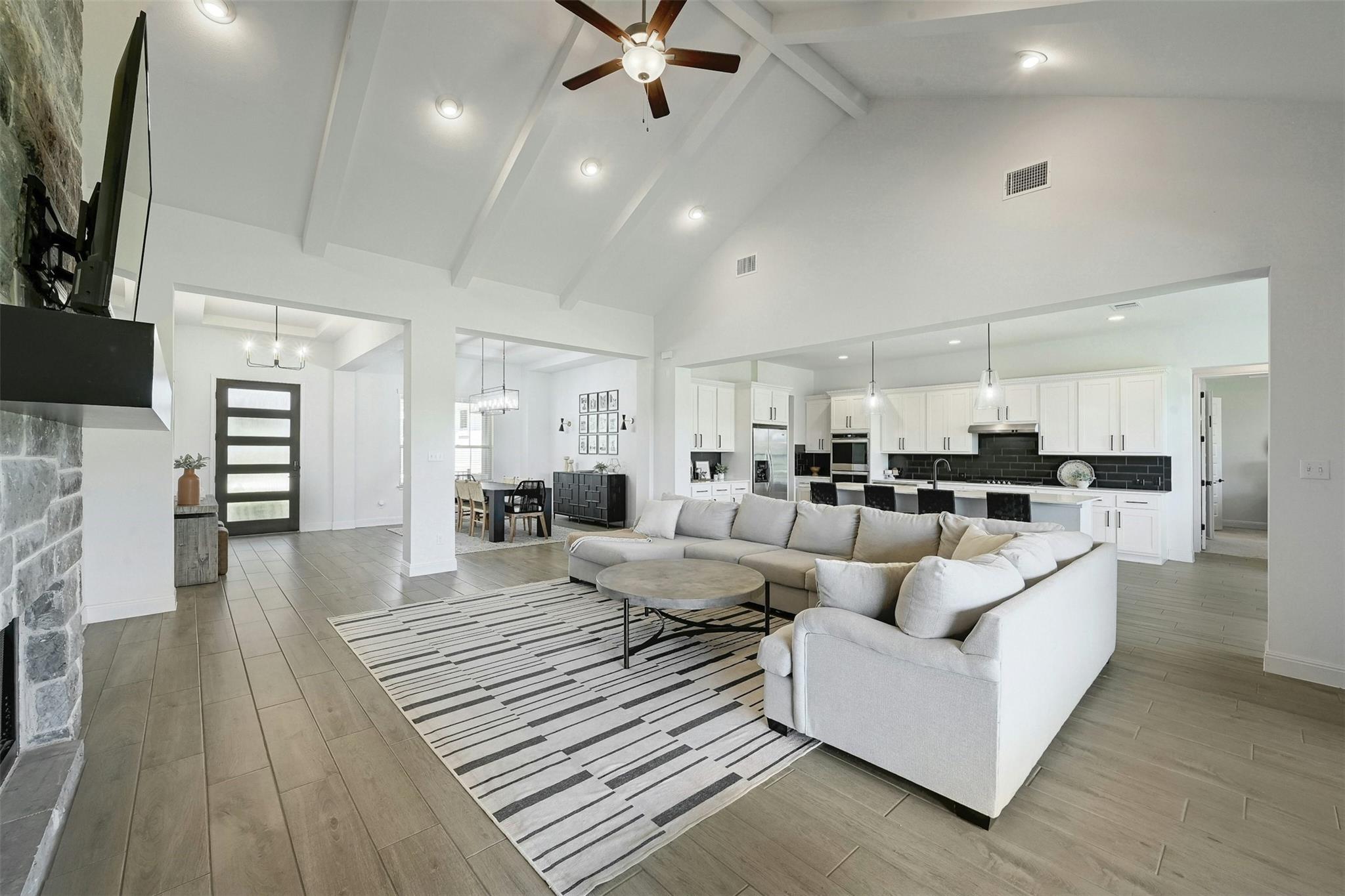 1635 Nature View Loop Property Photo